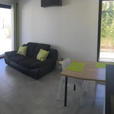 Cassis Lodges